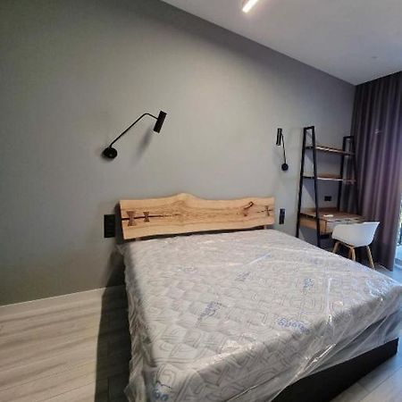 Hotel Intercontinental Paris Le Grand By Ihg Esterno foto A bedroom with a bed and a desk