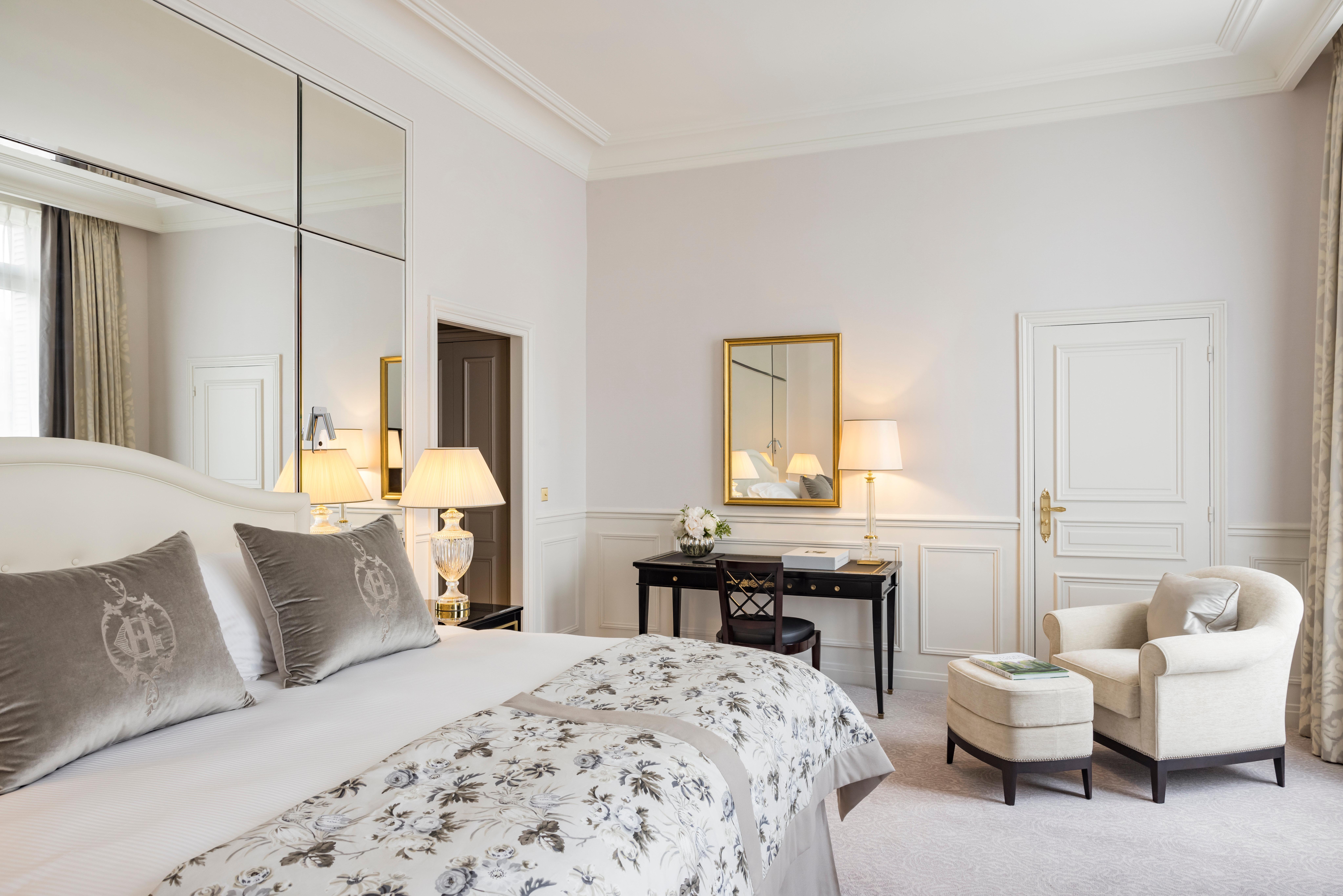 Hotel Intercontinental Paris Le Grand By Ihg Esterno foto A suite at the hotel