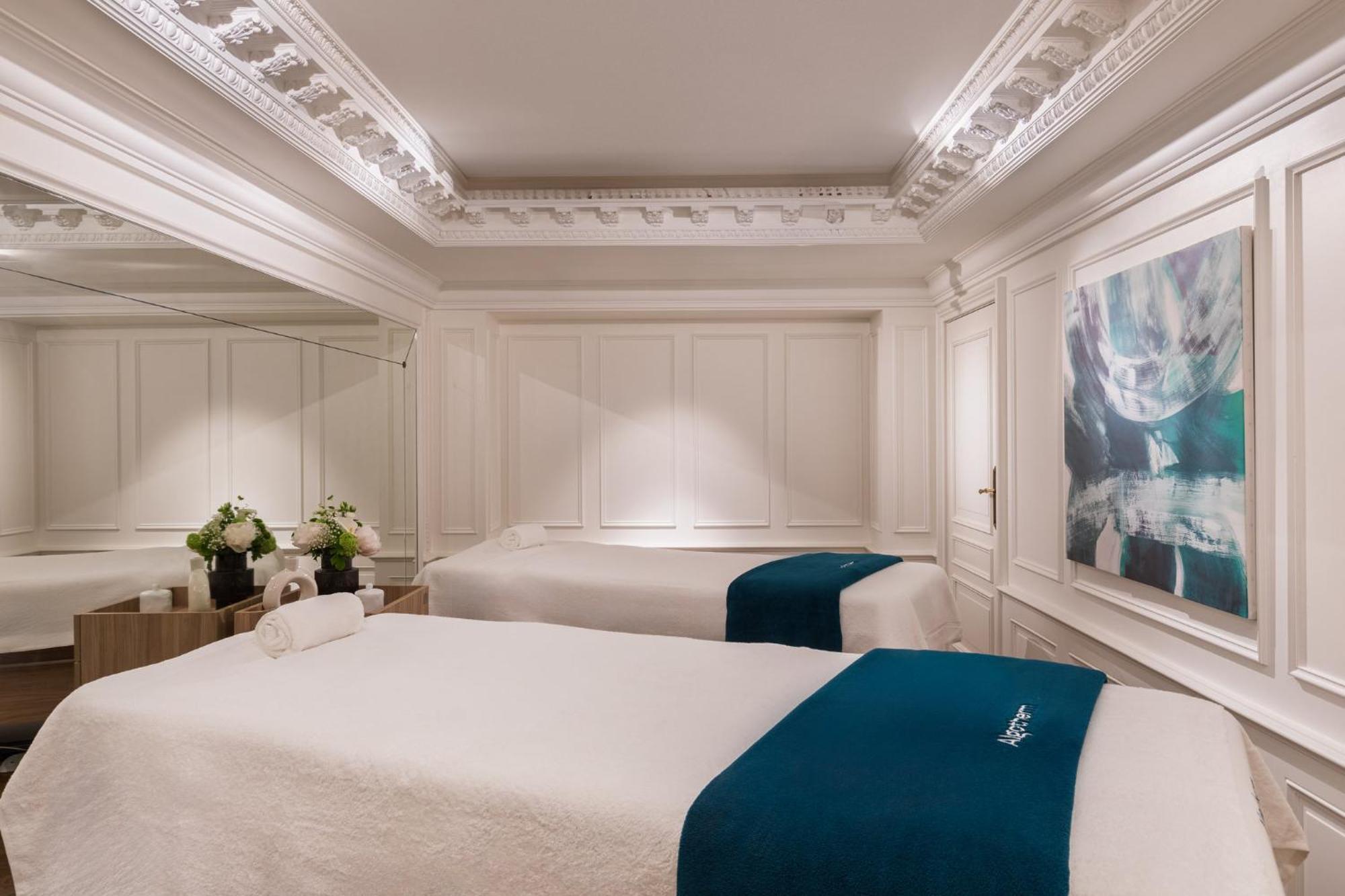Hotel Intercontinental Paris Le Grand By Ihg Esterno foto Spa at The Ivy Collection
